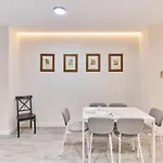 Catedral Palace By Gaiarooms דירה