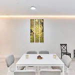 Catedral Palace By Gaiarooms דירה *